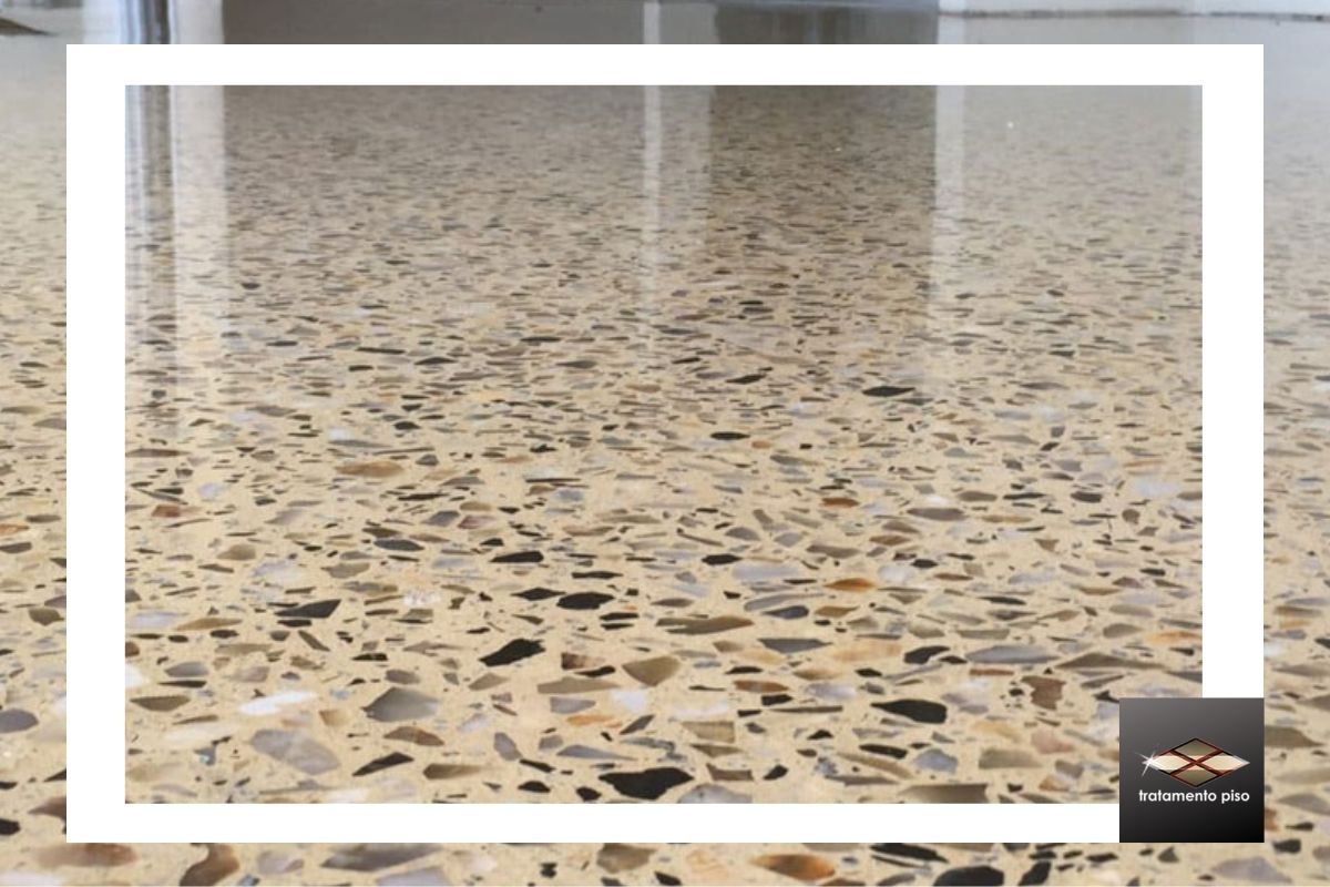 Tratamento e Manutenção em Piso de Granilite SP